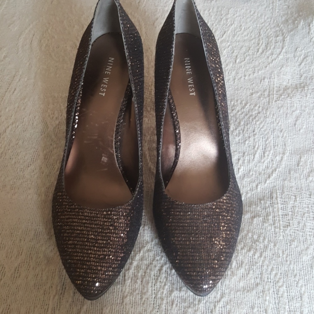 Nine West Size 10M Bronze Metallic 4" Shoes